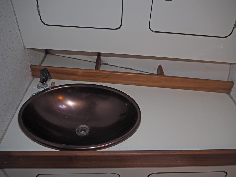 Vorschiff, Innenausstattung